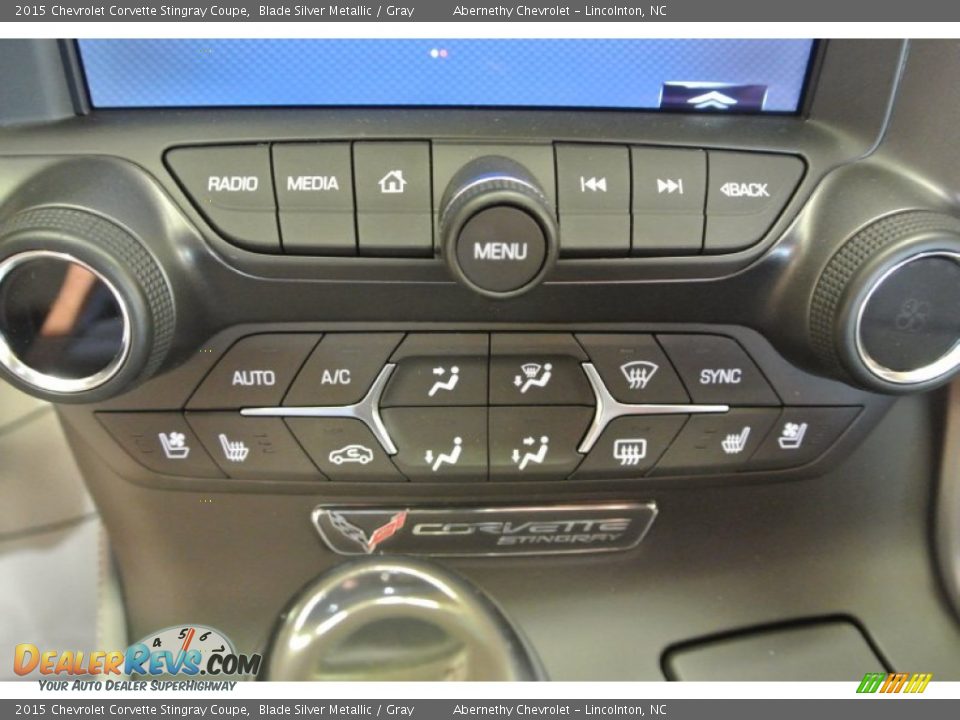 Controls of 2015 Chevrolet Corvette Stingray Coupe Photo #6