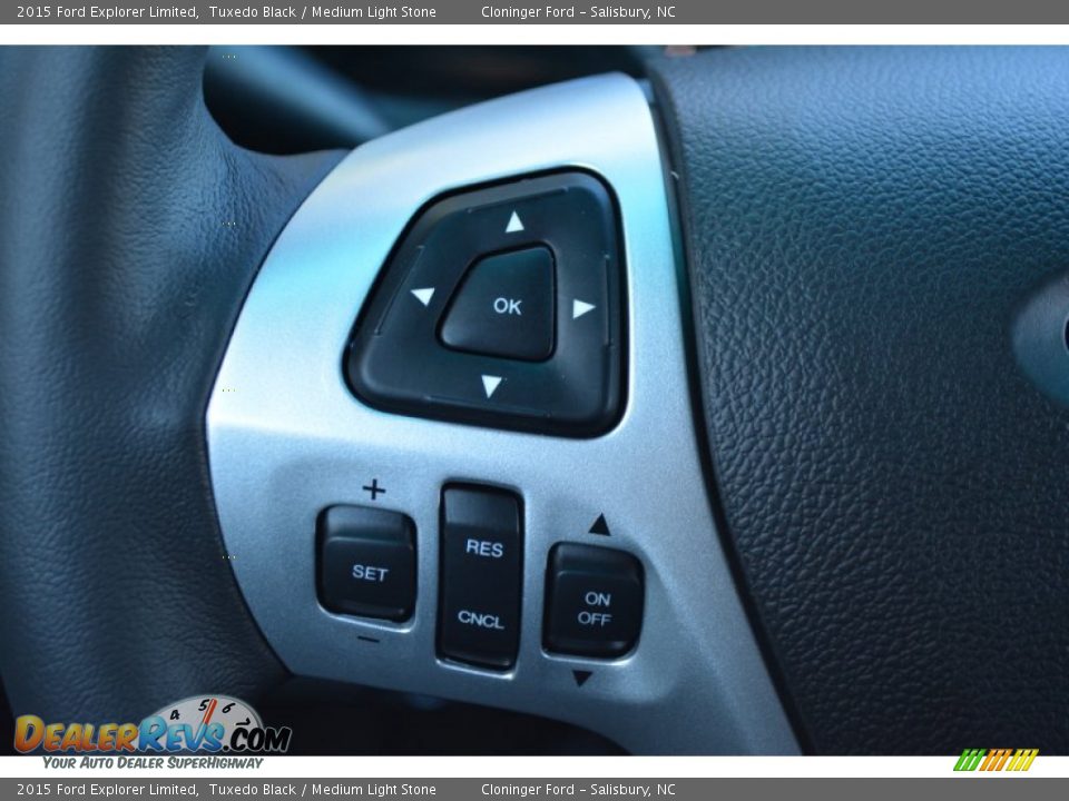 Controls of 2015 Ford Explorer Limited Photo #23