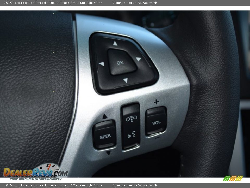 Controls of 2015 Ford Explorer Limited Photo #24
