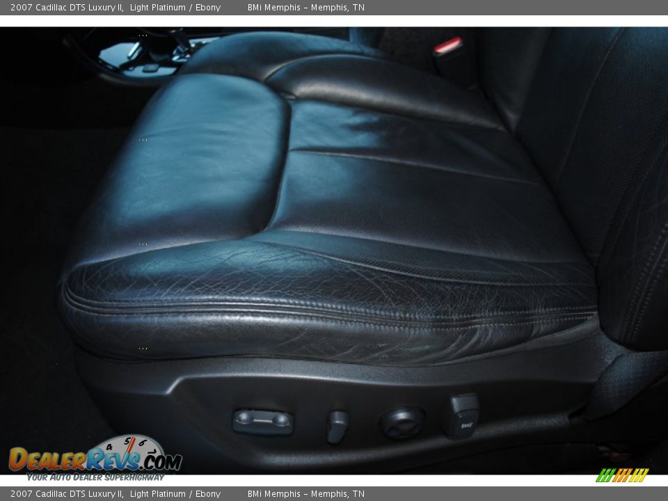 2007 Cadillac DTS Luxury II Light Platinum / Ebony Photo #12