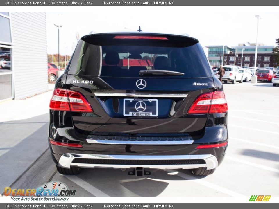 2015 Mercedes-Benz ML 400 4Matic Black / Black Photo #7