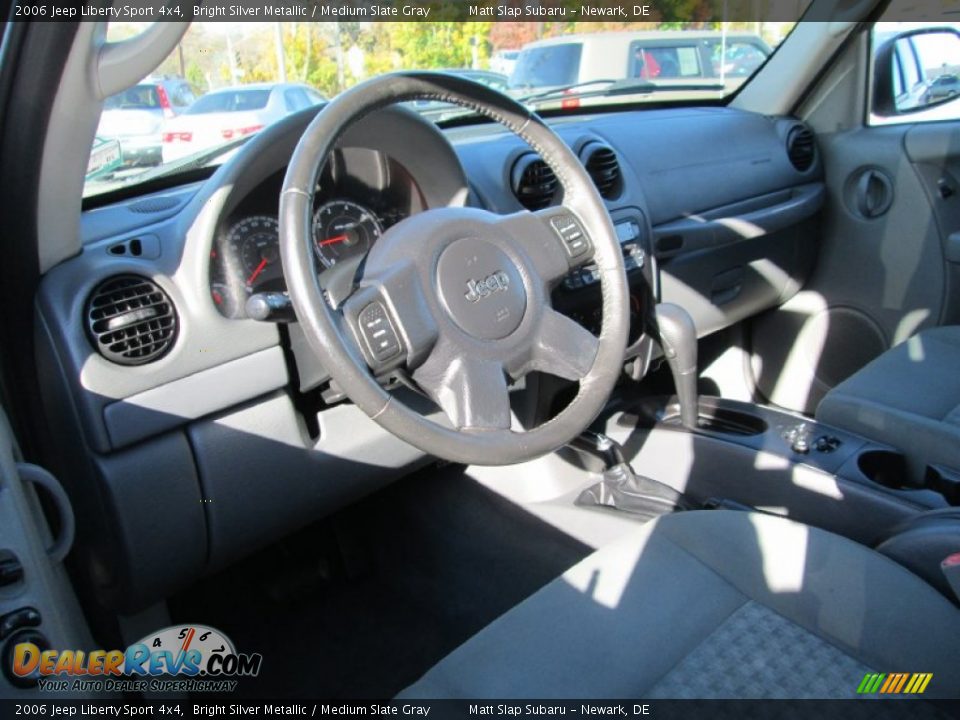 2006 Jeep Liberty Sport 4x4 Bright Silver Metallic / Medium Slate Gray Photo #10