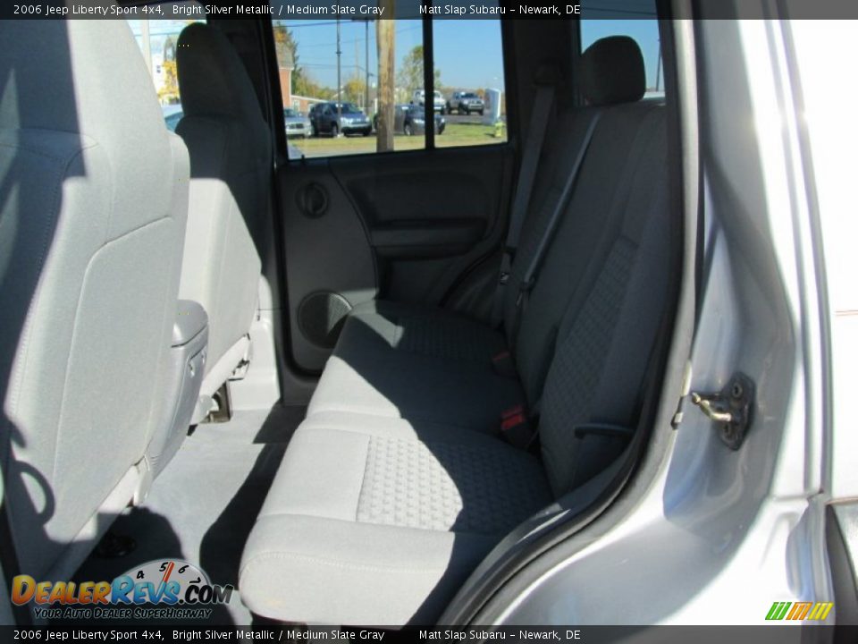 2006 Jeep Liberty Sport 4x4 Bright Silver Metallic / Medium Slate Gray Photo #19