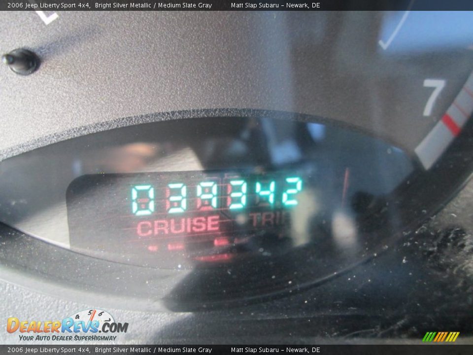 2006 Jeep Liberty Sport 4x4 Bright Silver Metallic / Medium Slate Gray Photo #27
