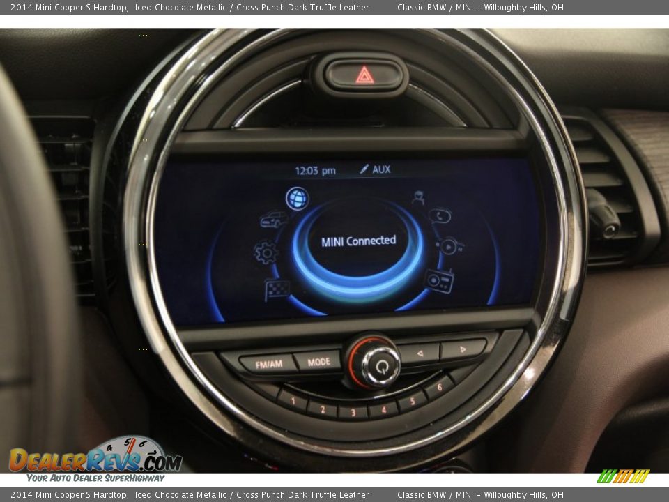 Controls of 2014 Mini Cooper S Hardtop Photo #18