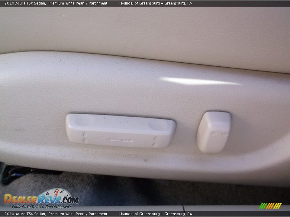 2010 Acura TSX Sedan Premium White Pearl / Parchment Photo #14