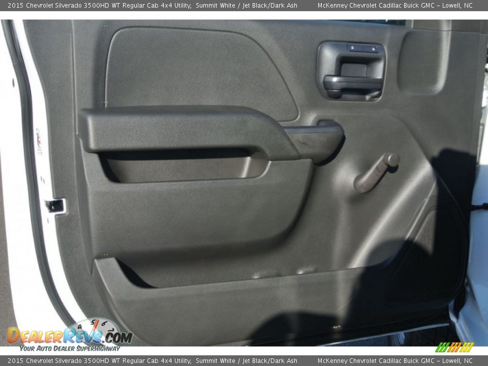 2015 Chevrolet Silverado 3500HD WT Regular Cab 4x4 Utility Summit White / Jet Black/Dark Ash Photo #9