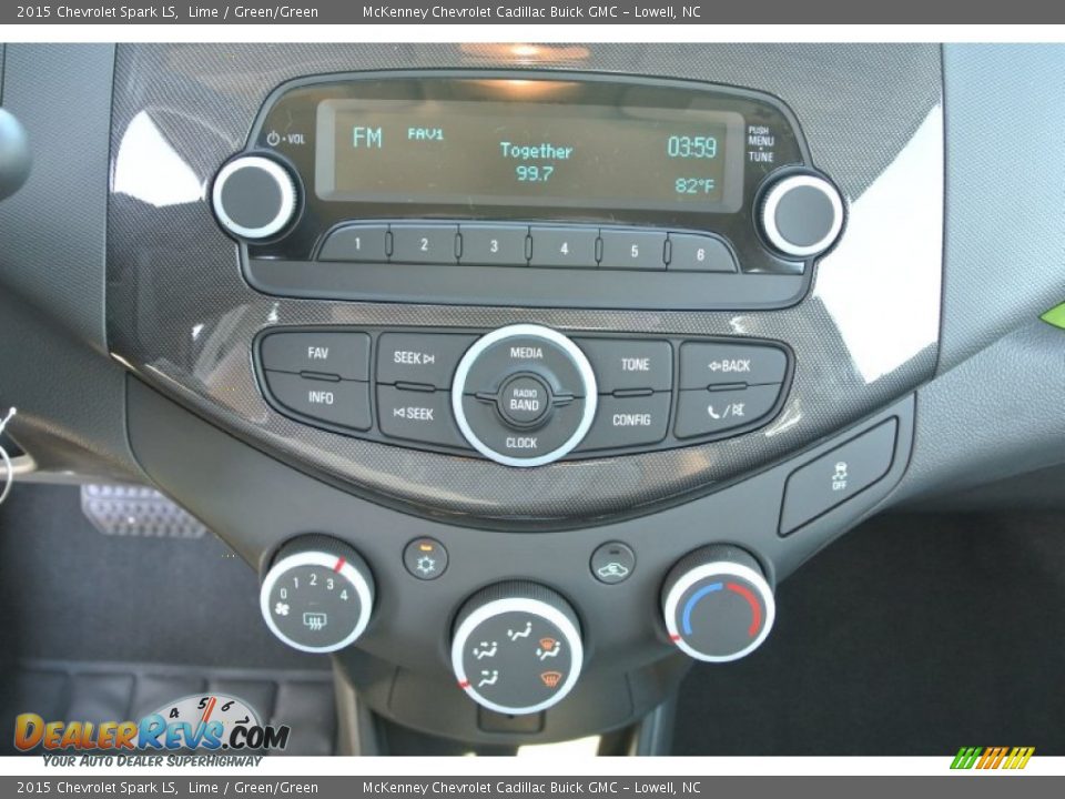 Controls of 2015 Chevrolet Spark LS Photo #13