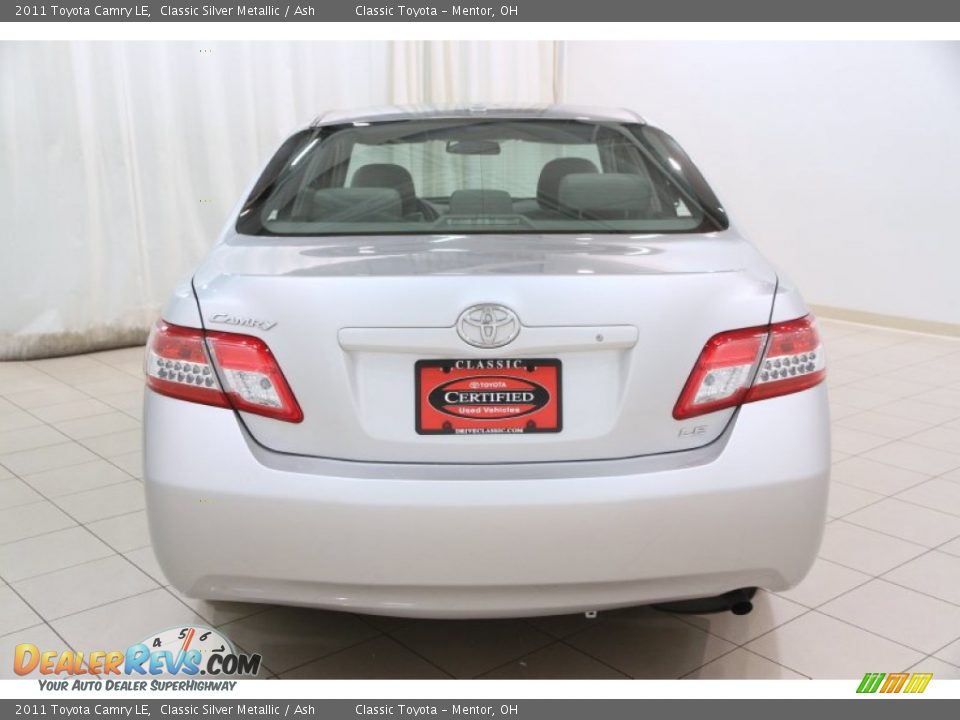 2011 Toyota Camry LE Classic Silver Metallic / Ash Photo #14