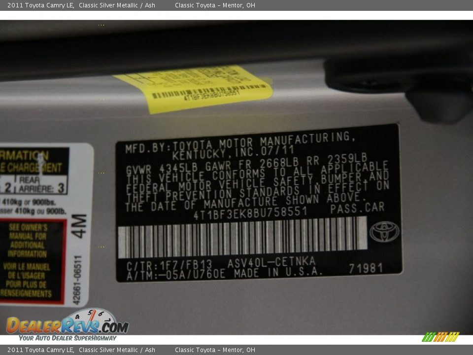 2011 Toyota Camry LE Classic Silver Metallic / Ash Photo #16