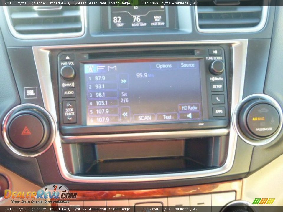 2013 Toyota Highlander Limited 4WD Cypress Green Pearl / Sand Beige Photo #17