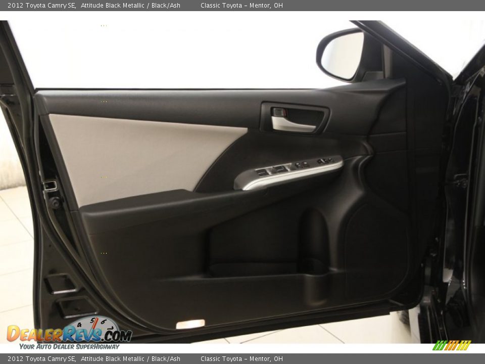 2012 Toyota Camry SE Attitude Black Metallic / Black/Ash Photo #5