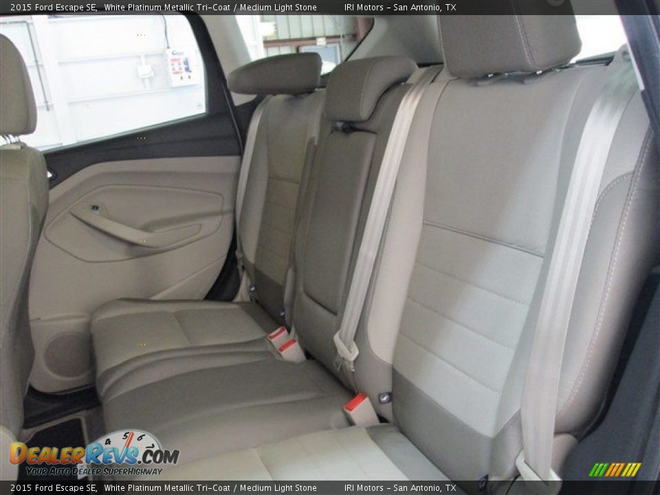 2015 Ford Escape SE White Platinum Metallic Tri-Coat / Medium Light Stone Photo #10