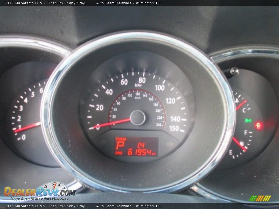 2013 Kia Sorento LX V6 Titanium Silver / Gray Photo #13