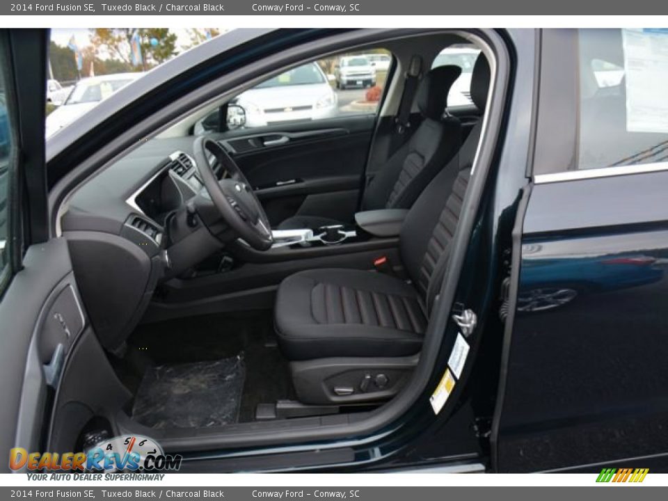 2014 Ford Fusion SE Tuxedo Black / Charcoal Black Photo #16