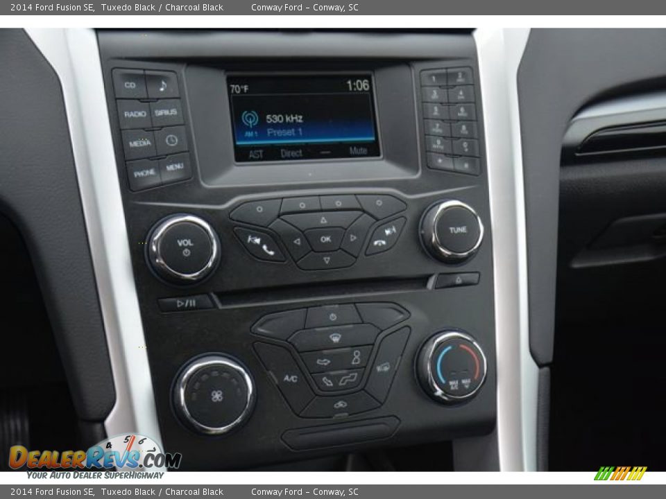 2014 Ford Fusion SE Tuxedo Black / Charcoal Black Photo #24