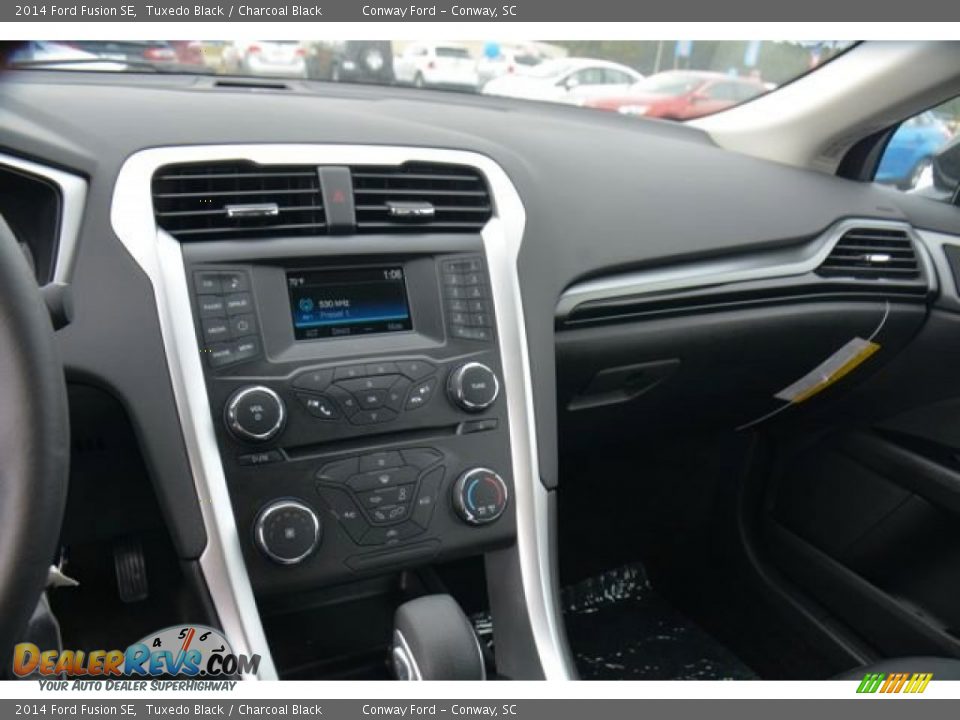 2014 Ford Fusion SE Tuxedo Black / Charcoal Black Photo #26