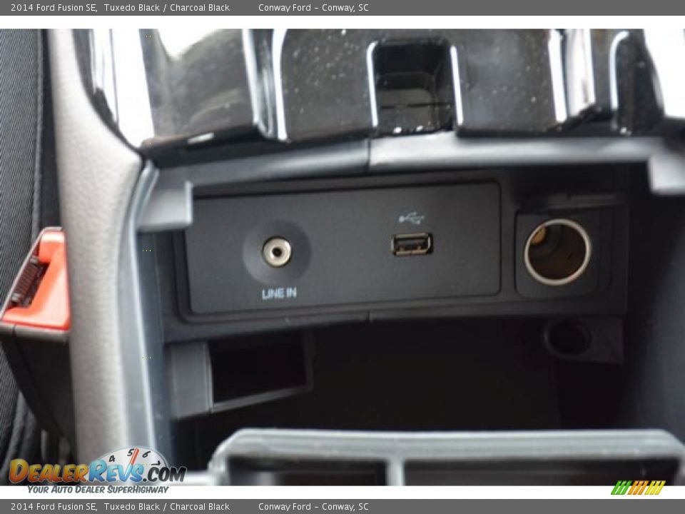 2014 Ford Fusion SE Tuxedo Black / Charcoal Black Photo #28