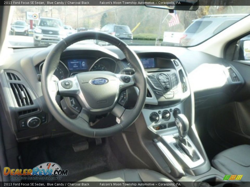 2013 Ford Focus SE Sedan Blue Candy / Charcoal Black Photo #15