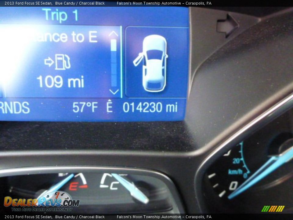 2013 Ford Focus SE Sedan Blue Candy / Charcoal Black Photo #24