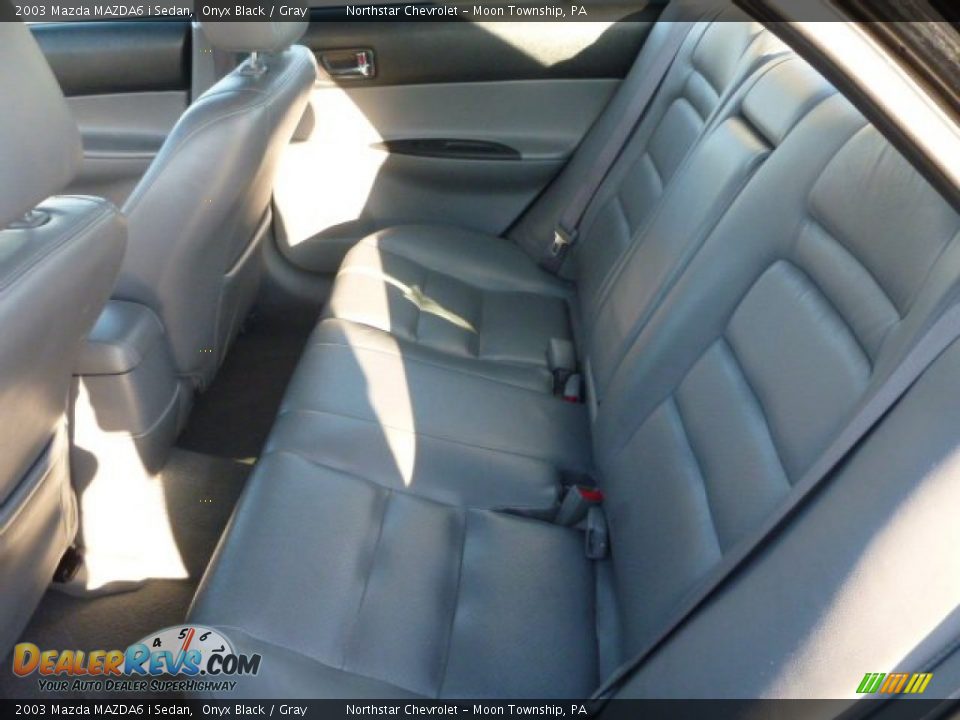 2003 Mazda MAZDA6 i Sedan Onyx Black / Gray Photo #11