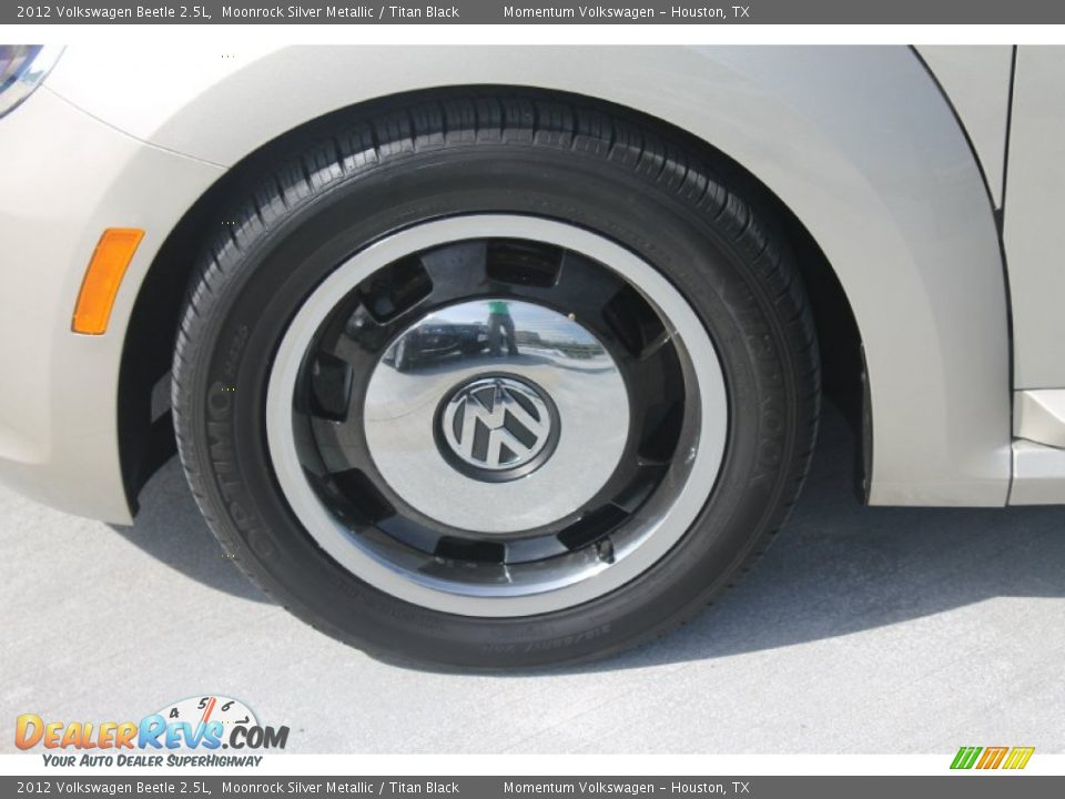 2012 Volkswagen Beetle 2.5L Moonrock Silver Metallic / Titan Black Photo #4