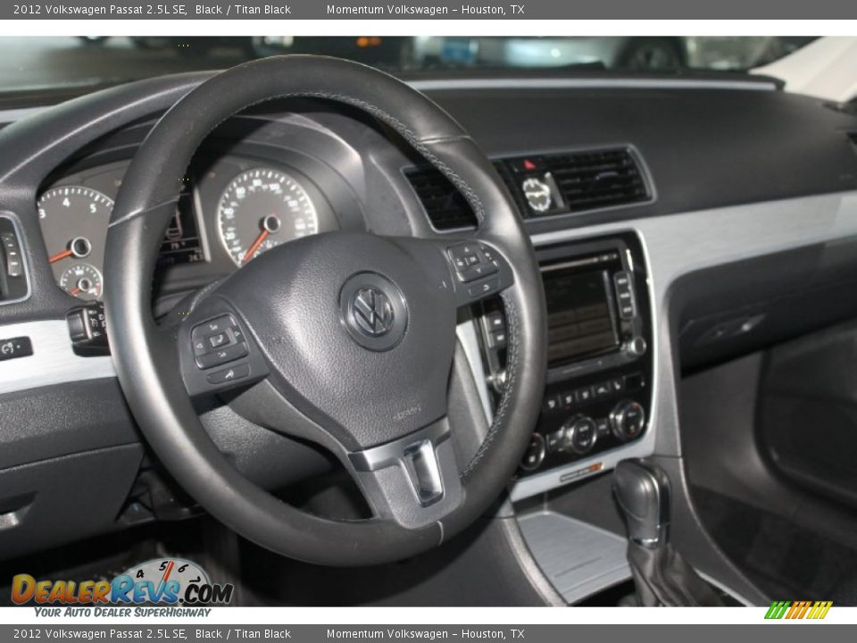 2012 Volkswagen Passat 2.5L SE Black / Titan Black Photo #15