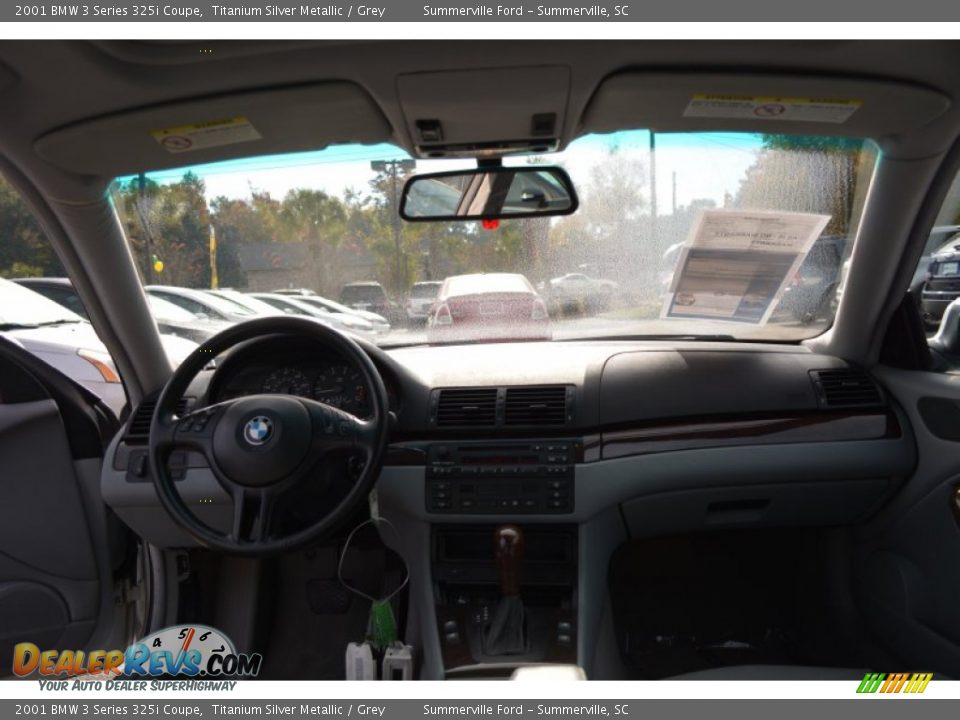 2001 BMW 3 Series 325i Coupe Titanium Silver Metallic / Grey Photo #11