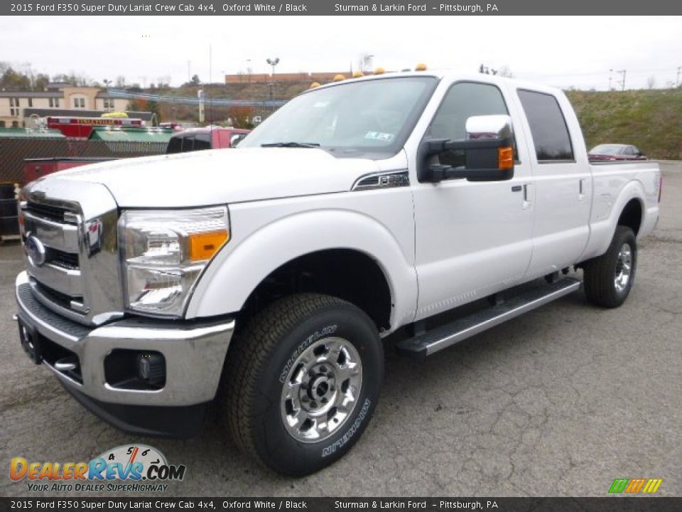 Front 3/4 View of 2015 Ford F350 Super Duty Lariat Crew Cab 4x4 Photo #6
