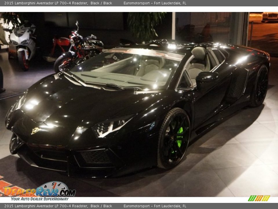 2015 Lamborghini Aventador LP 700-4 Roadster Black / Black Photo #9
