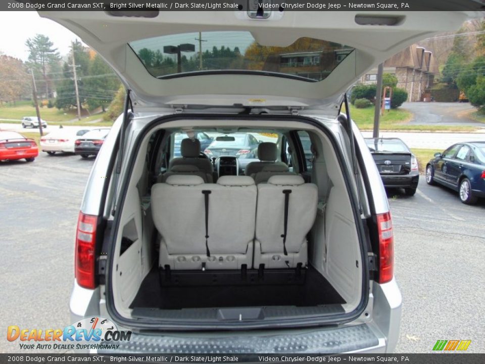 2008 Dodge Grand Caravan SXT Bright Silver Metallic / Dark Slate/Light Shale Photo #9