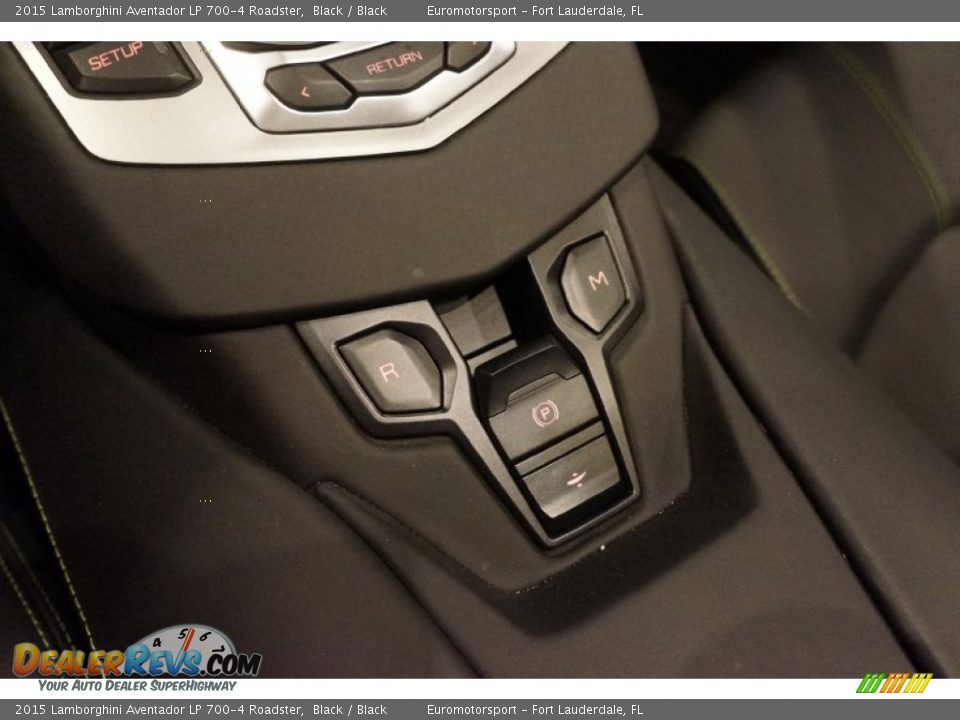 Controls of 2015 Lamborghini Aventador LP 700-4 Roadster Photo #36