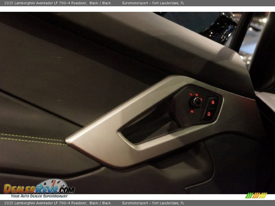 Controls of 2015 Lamborghini Aventador LP 700-4 Roadster Photo #46