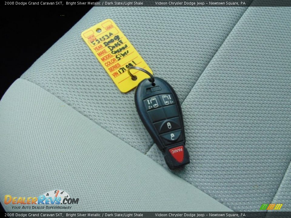 2008 Dodge Grand Caravan SXT Bright Silver Metallic / Dark Slate/Light Shale Photo #30