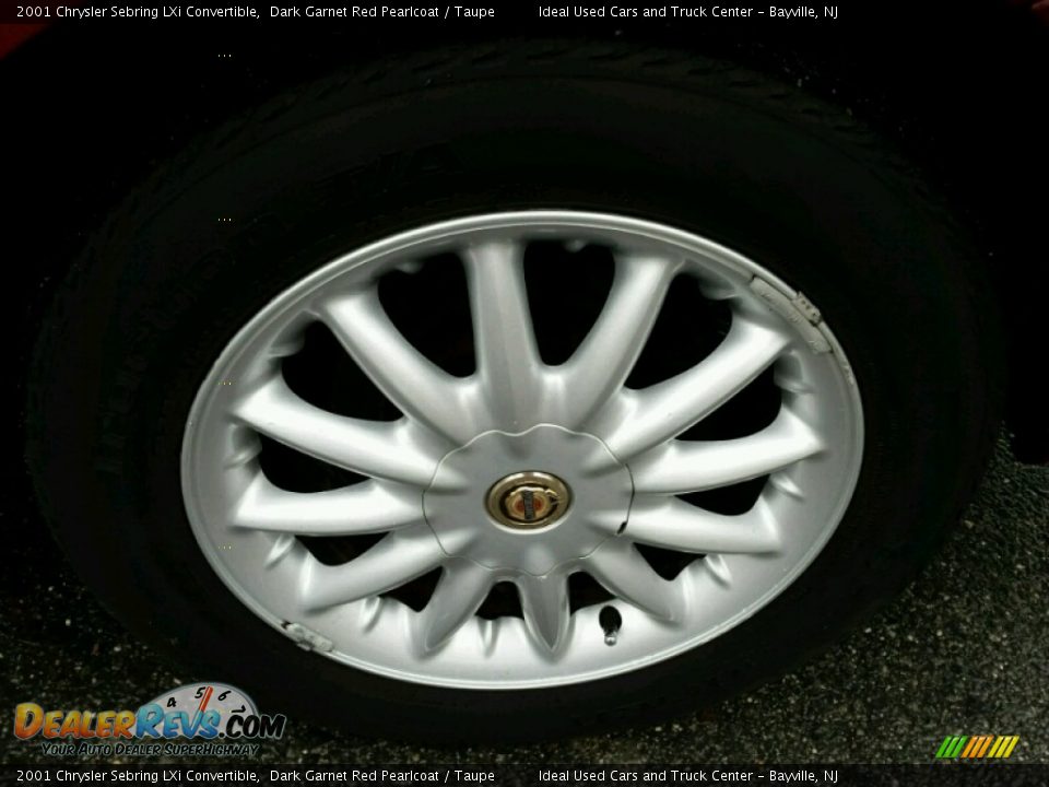 2001 Chrysler Sebring LXi Convertible Dark Garnet Red Pearlcoat / Taupe Photo #16