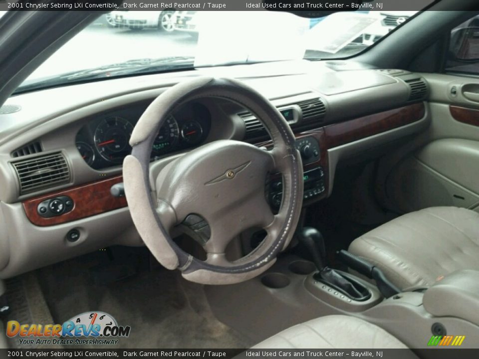 2001 Chrysler Sebring LXi Convertible Dark Garnet Red Pearlcoat / Taupe Photo #18