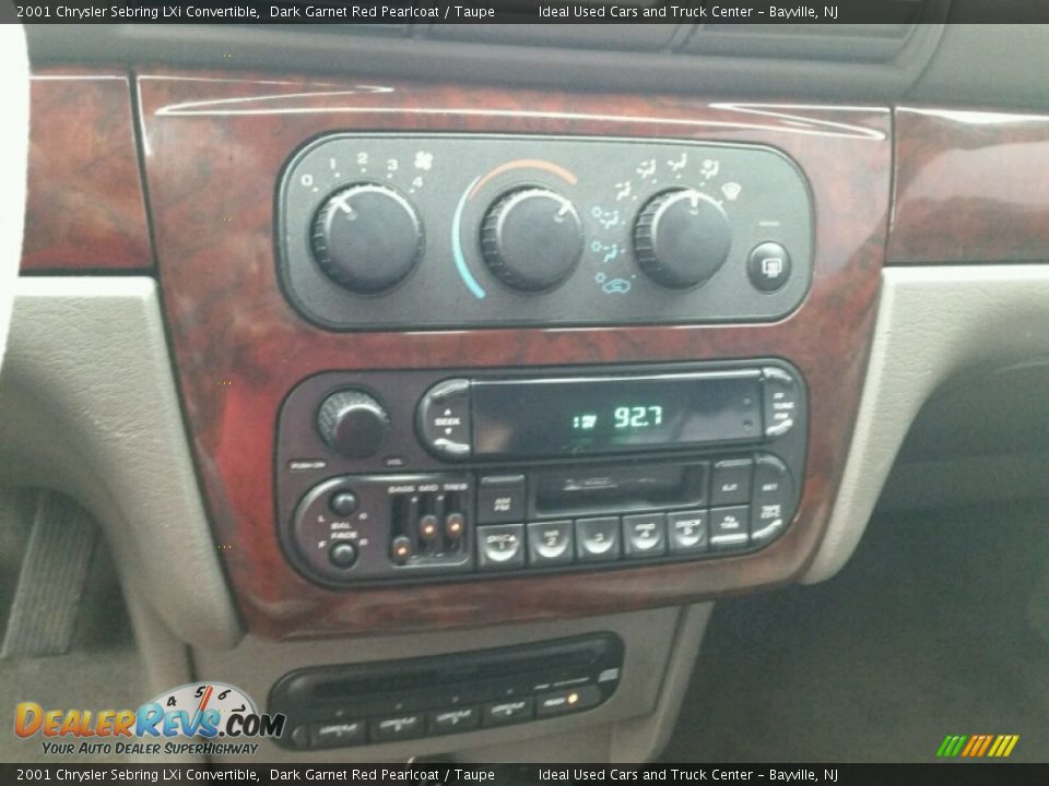 2001 Chrysler Sebring LXi Convertible Dark Garnet Red Pearlcoat / Taupe Photo #25