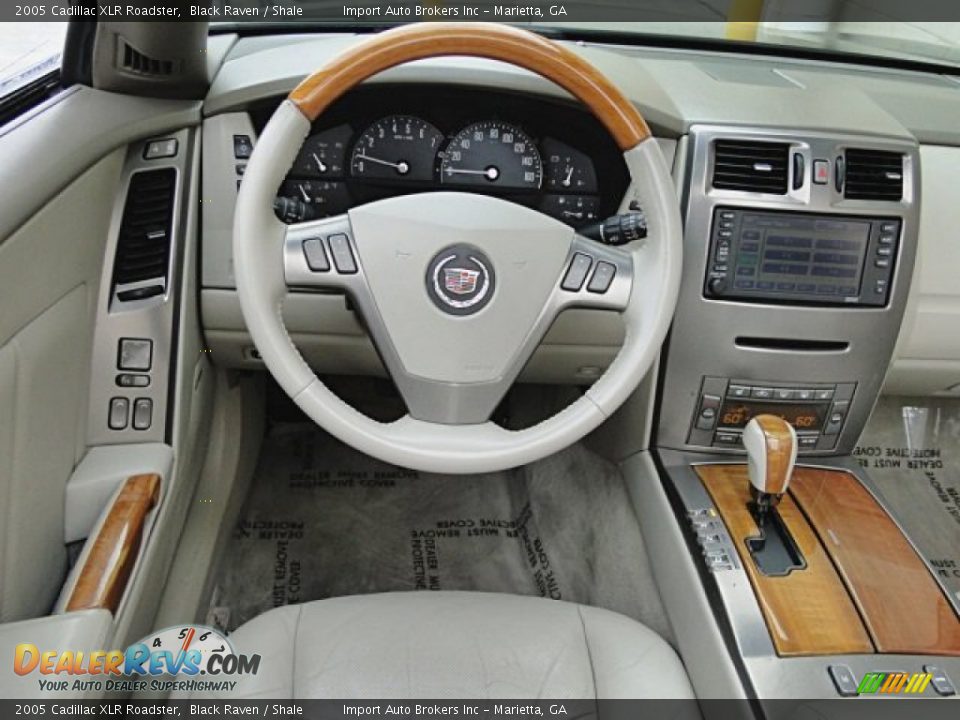 2005 Cadillac XLR Roadster Black Raven / Shale Photo #17