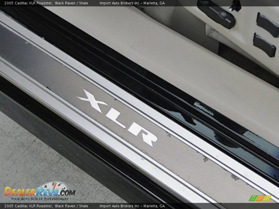2005 Cadillac XLR Roadster Black Raven / Shale Photo #22