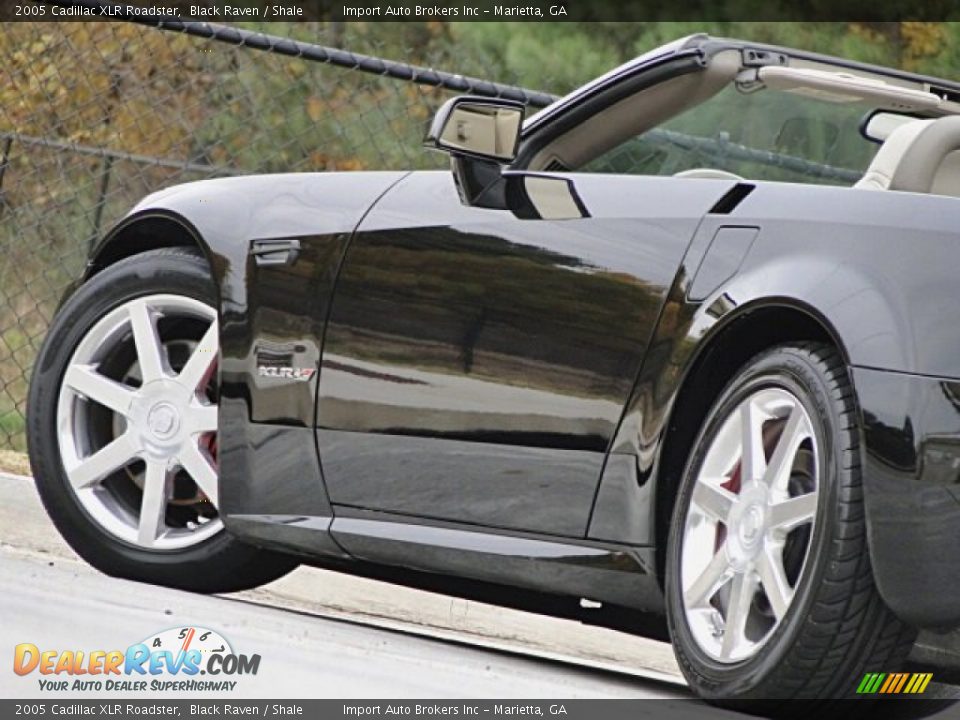 2005 Cadillac XLR Roadster Black Raven / Shale Photo #24