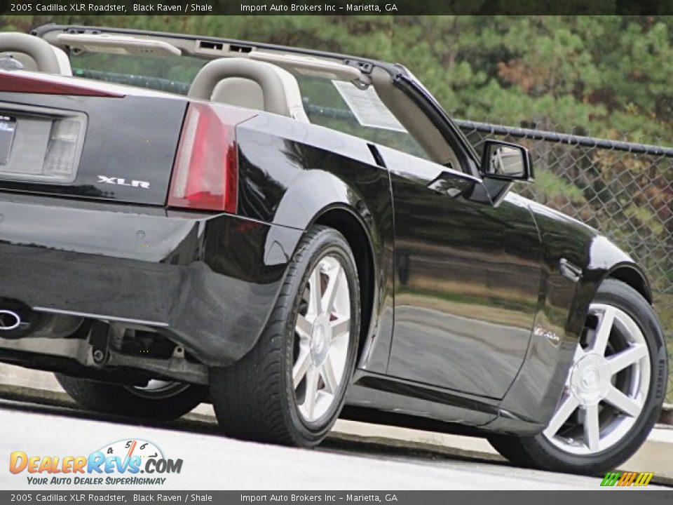 2005 Cadillac XLR Roadster Black Raven / Shale Photo #32