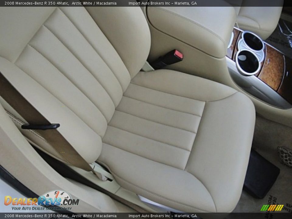 2008 Mercedes-Benz R 350 4Matic Arctic White / Macadamia Photo #10