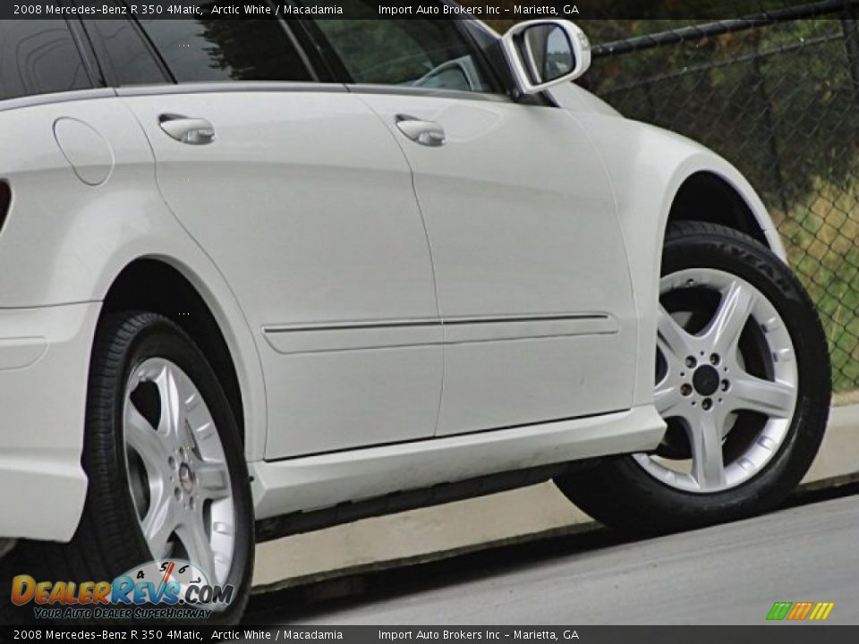 2008 Mercedes-Benz R 350 4Matic Arctic White / Macadamia Photo #30