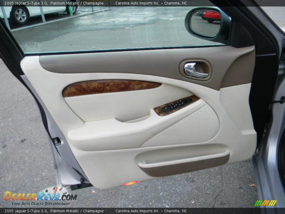 2005 Jaguar S-Type 3.0 Platinum Metallic / Champagne Photo #17