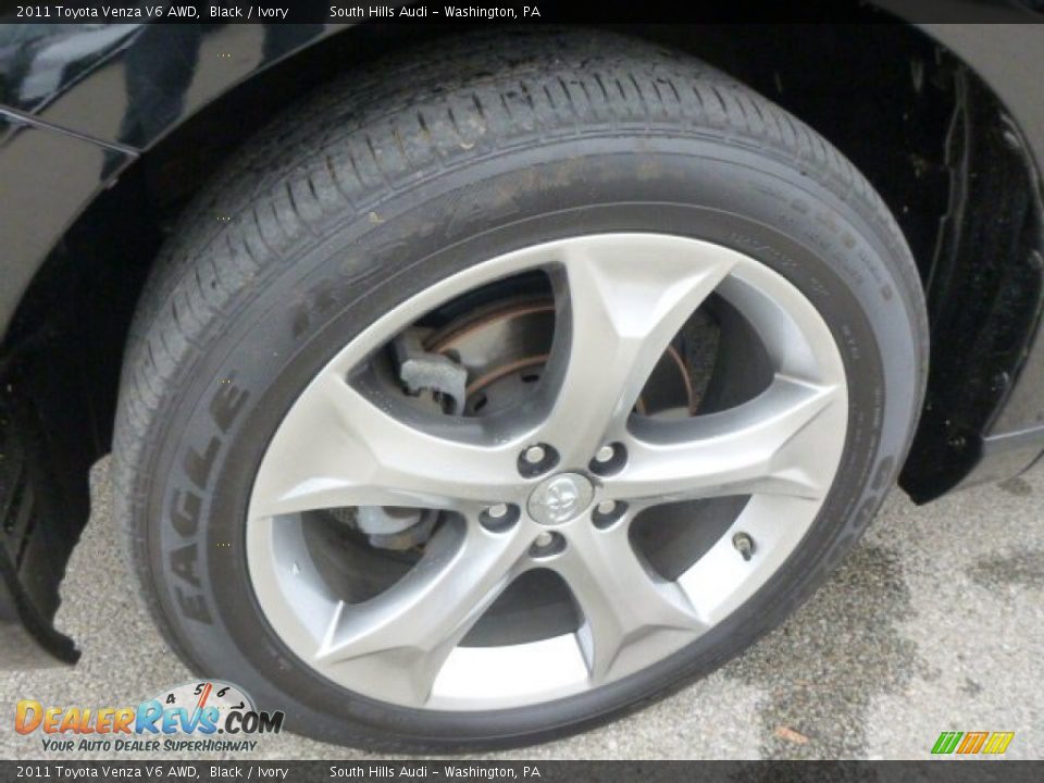 2011 Toyota Venza V6 AWD Black / Ivory Photo #9