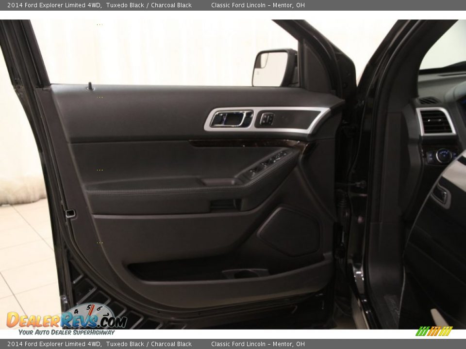 2014 Ford Explorer Limited 4WD Tuxedo Black / Charcoal Black Photo #4