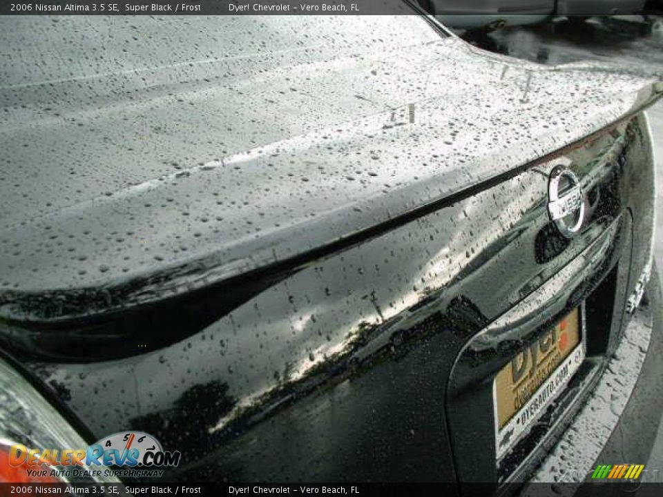 2006 Nissan Altima 3.5 SE Super Black / Frost Photo #8