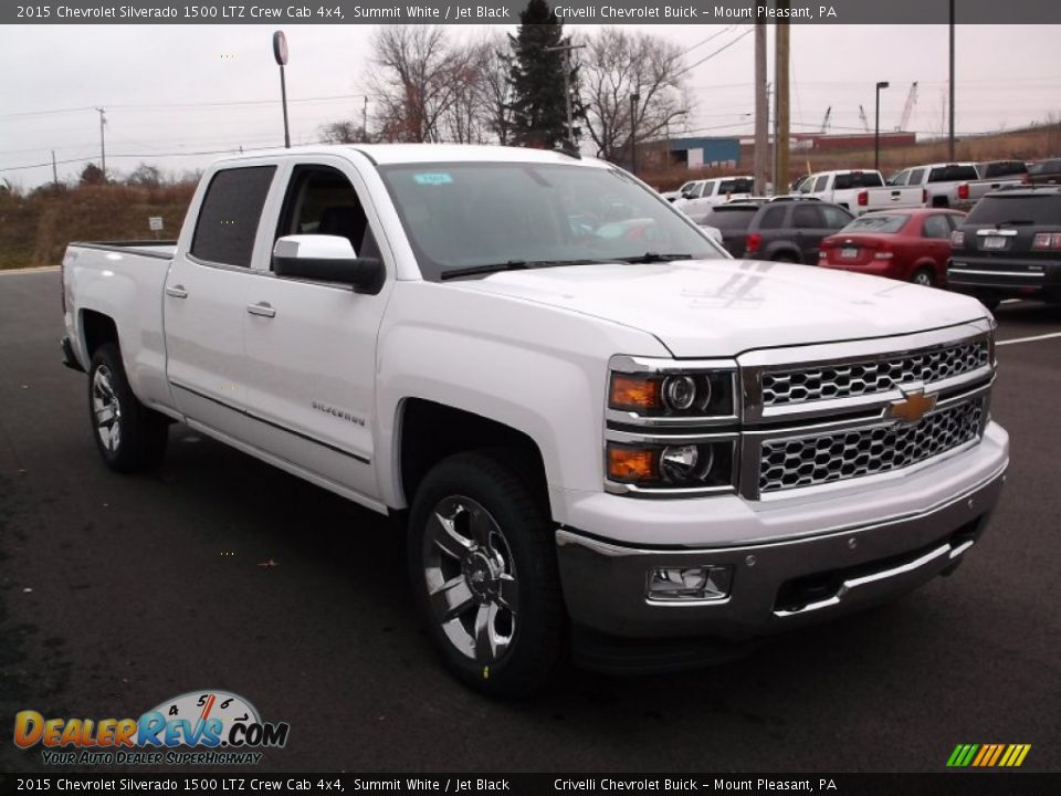 Front 3/4 View of 2015 Chevrolet Silverado 1500 LTZ Crew Cab 4x4 Photo #6