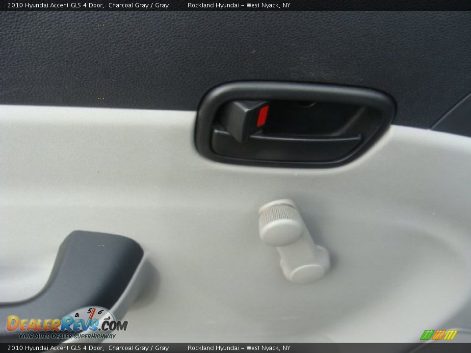 2010 Hyundai Accent GLS 4 Door Charcoal Gray / Gray Photo #7