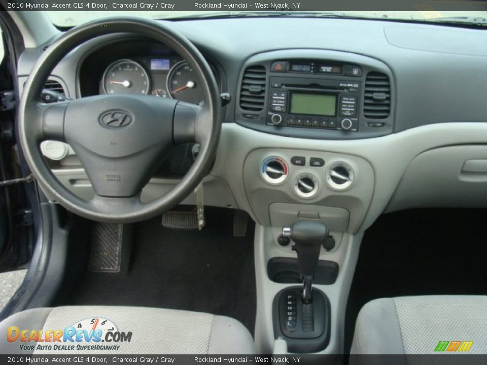 2010 Hyundai Accent GLS 4 Door Charcoal Gray / Gray Photo #10